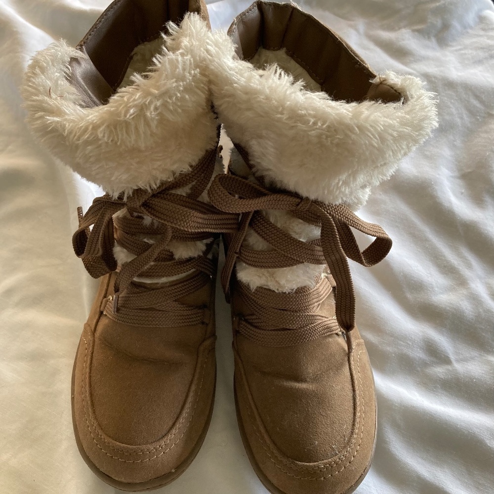 G by Guess Women’s Brown Lace-up Boots size 7M